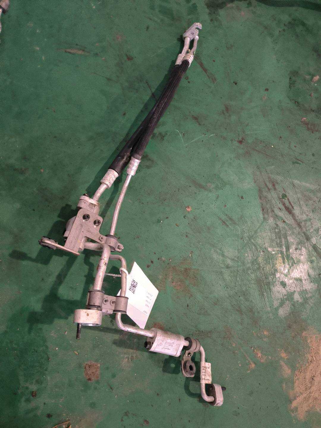 P0068783AC 空调管总成 - 内部冷凝器进出管
