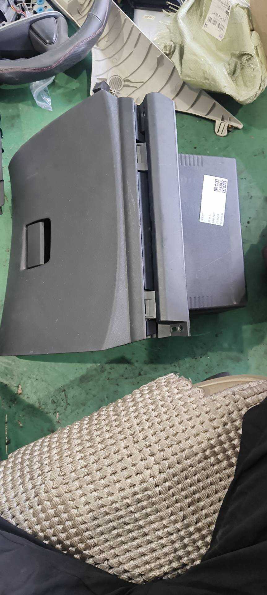 685205MA0A 仪表台杂物箱