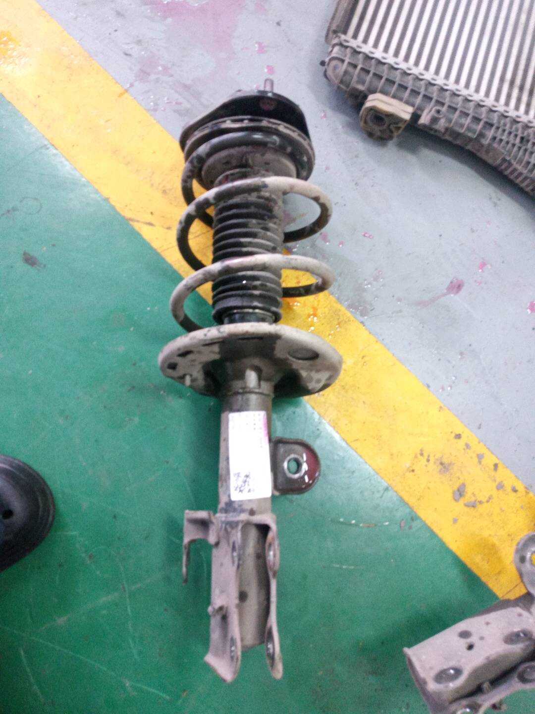 4851009W70 前减震器总成（右）
