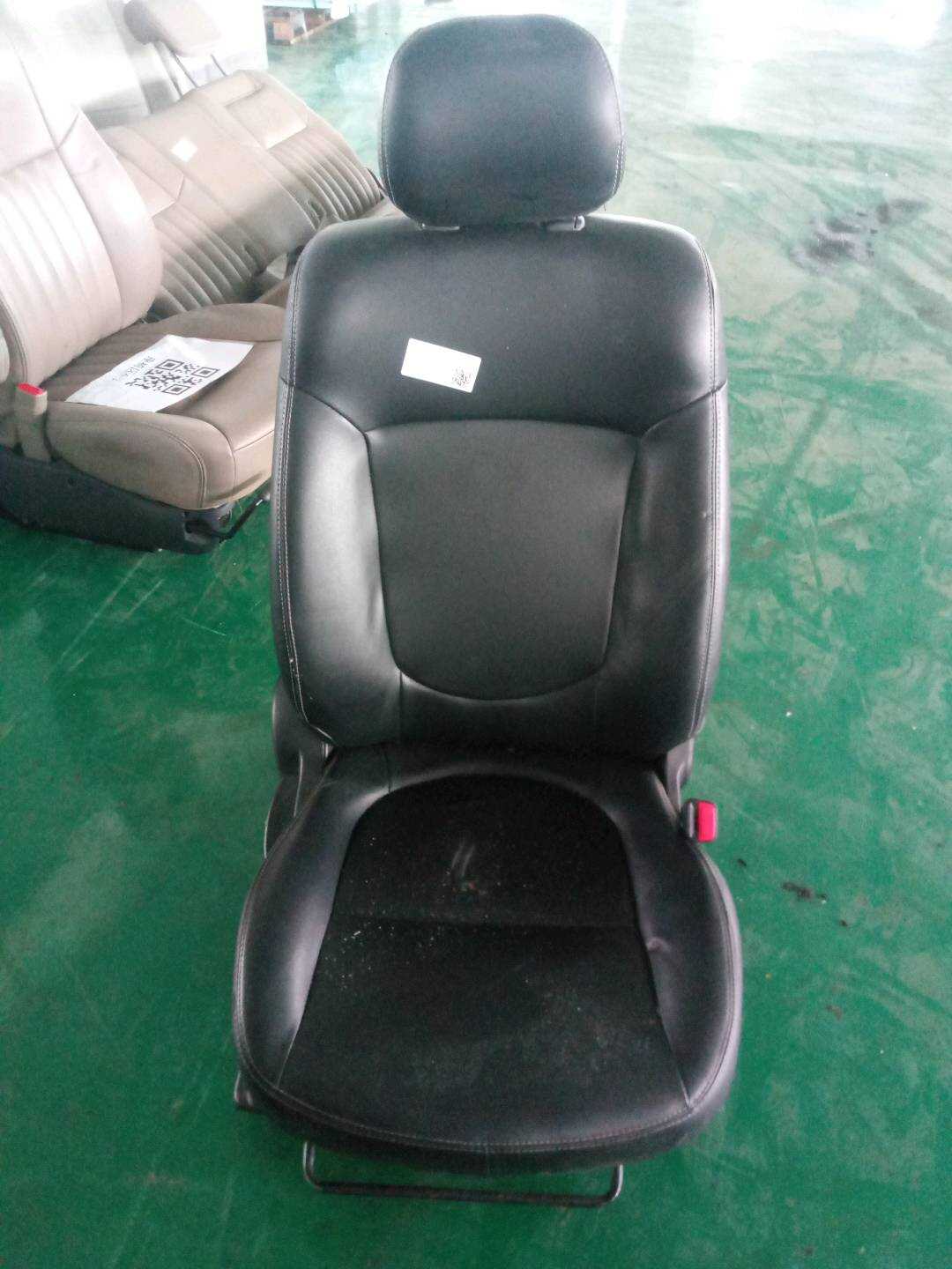 880021X010AF7 副驾驶员座椅总成
