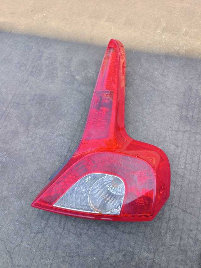 31213918 Outer Tail Light Assembly, Right