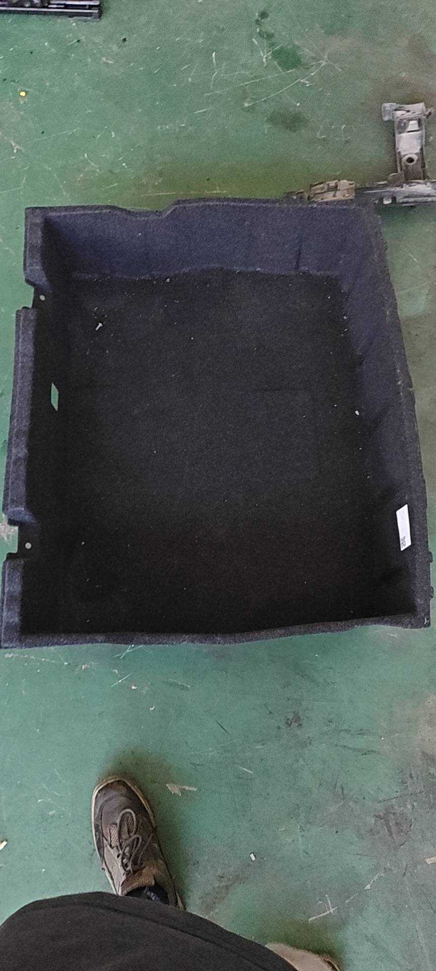 51477455868 行李箱地板储物箱总成