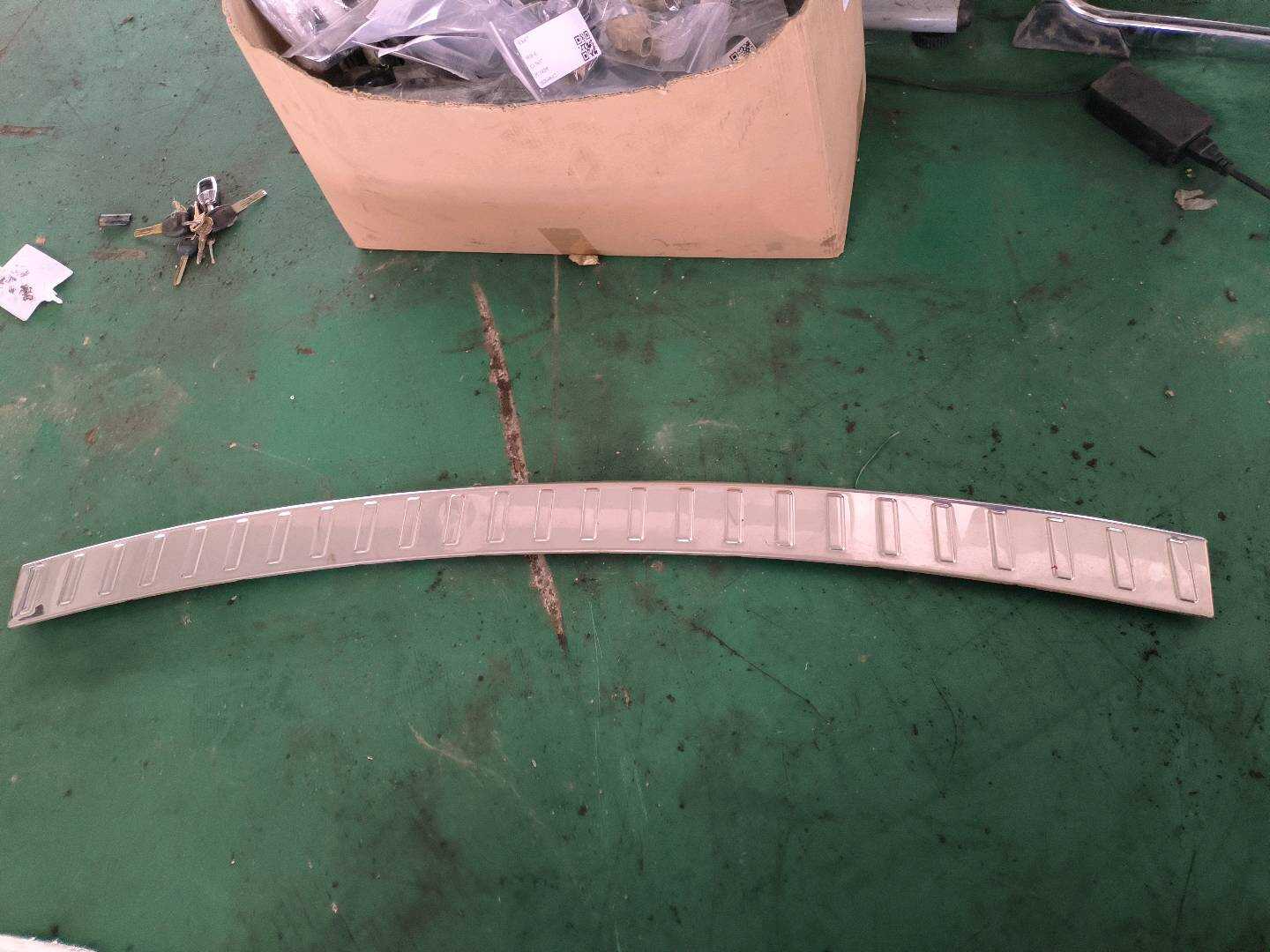 2804170XKZ36A 后保险杠踏板总成