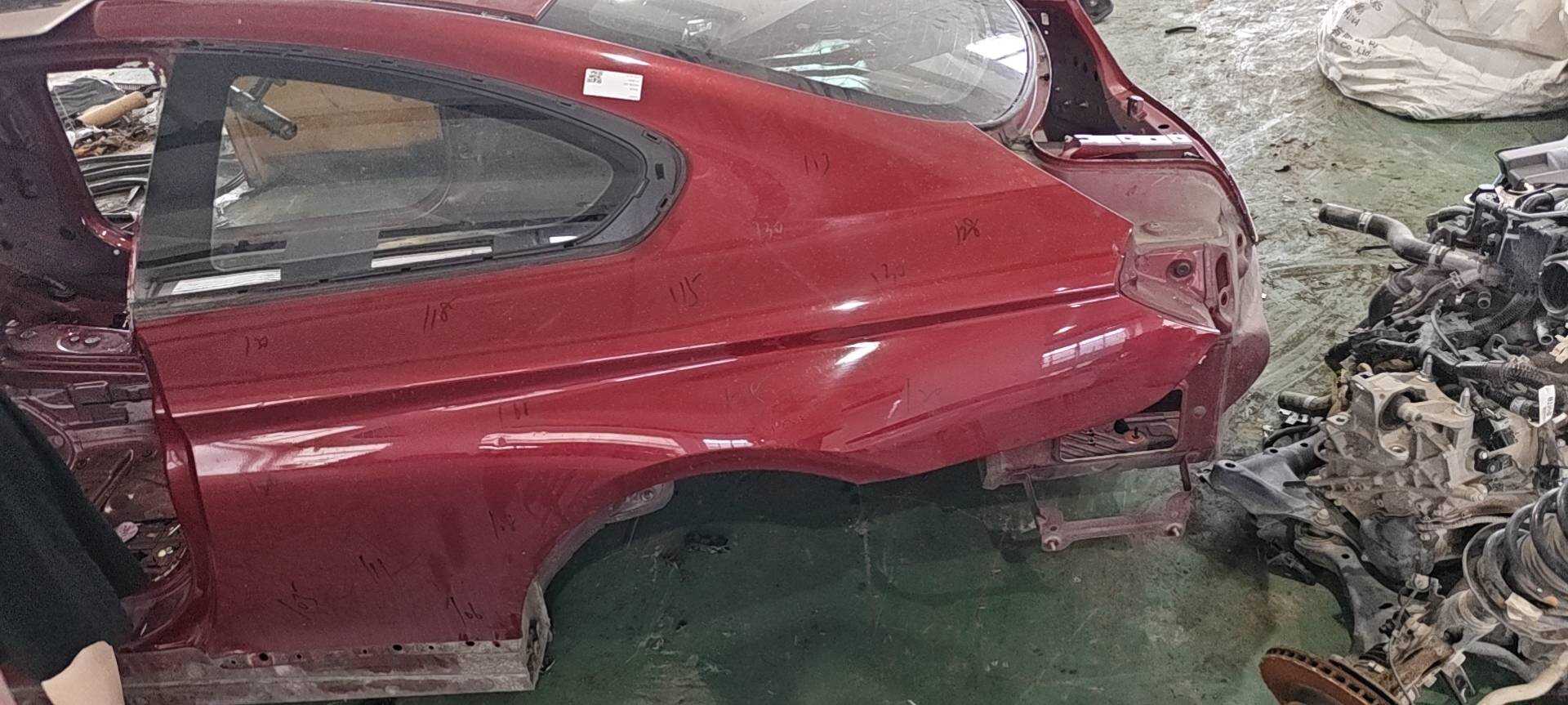 41217264033 后叶子板(左)