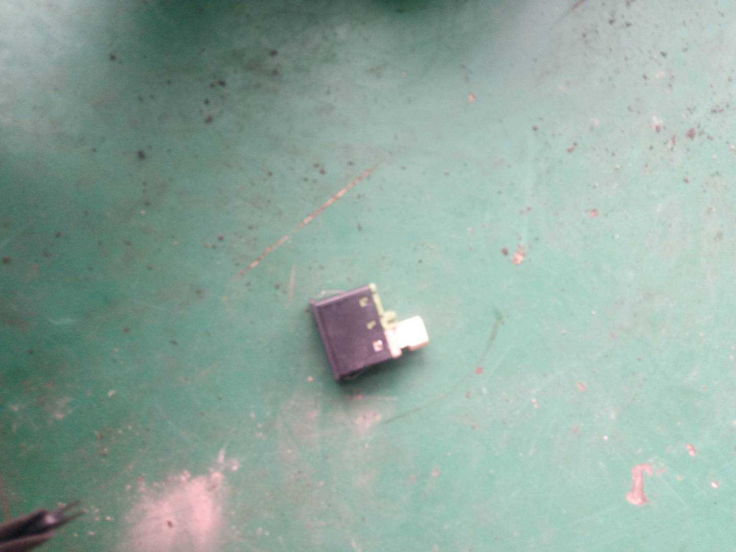 84109129652 USB插口