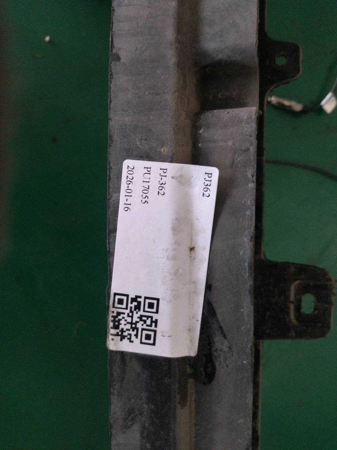 844100U000 仪表台骨架