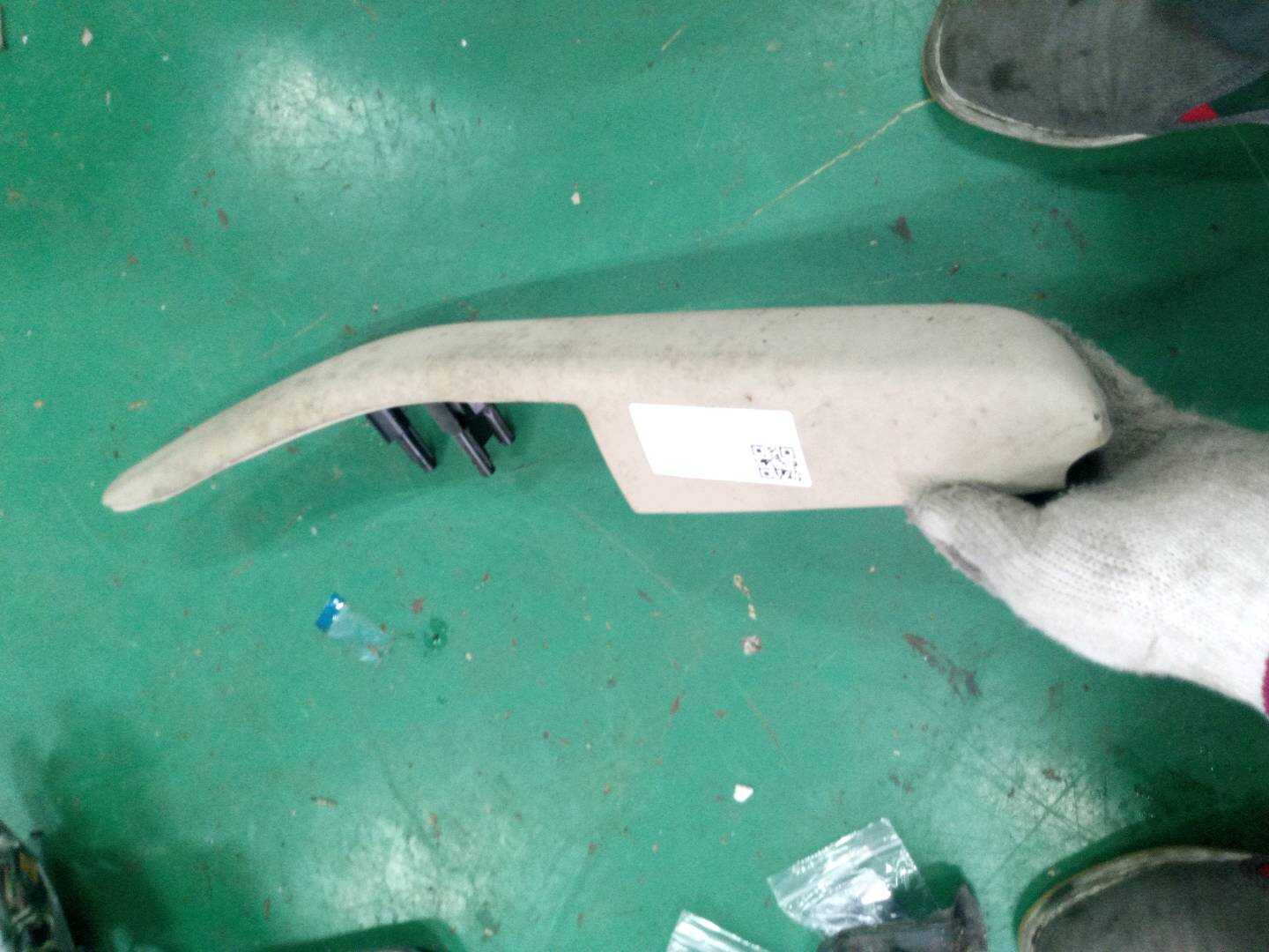 4E0867373 后门扶手（左）