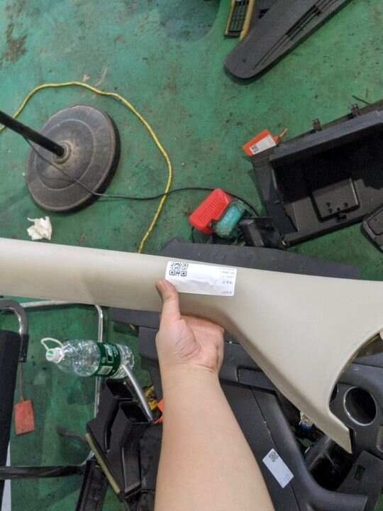CT4Z7803598CA A-Pillar Inner Trim (Upper Right)
