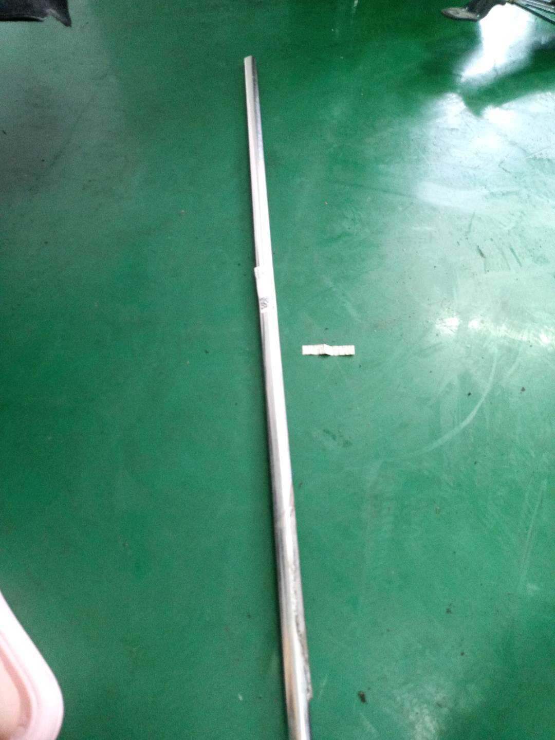 51337182276 前门玻璃压条(右外)