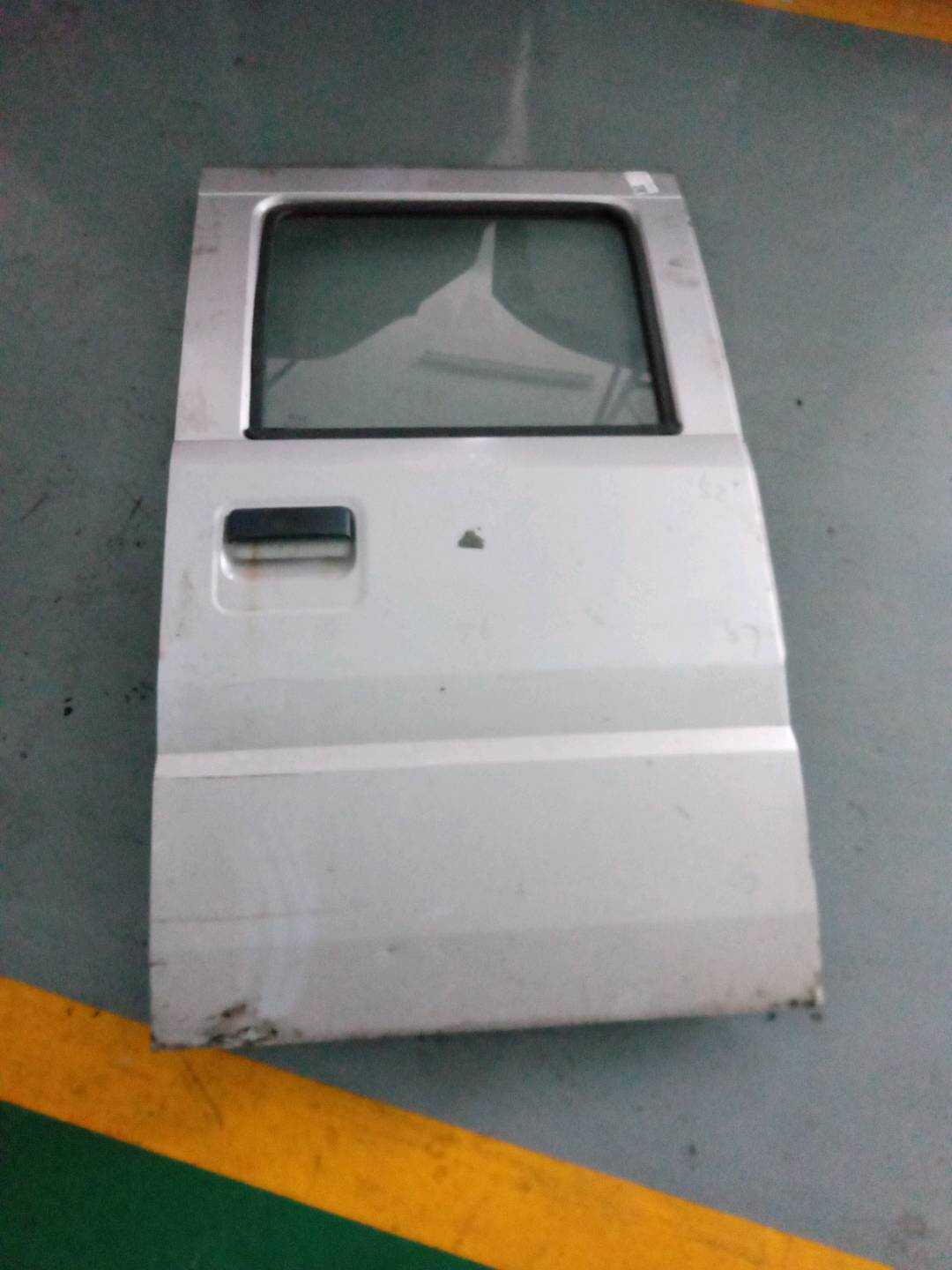 23949315P 后门壳(右)