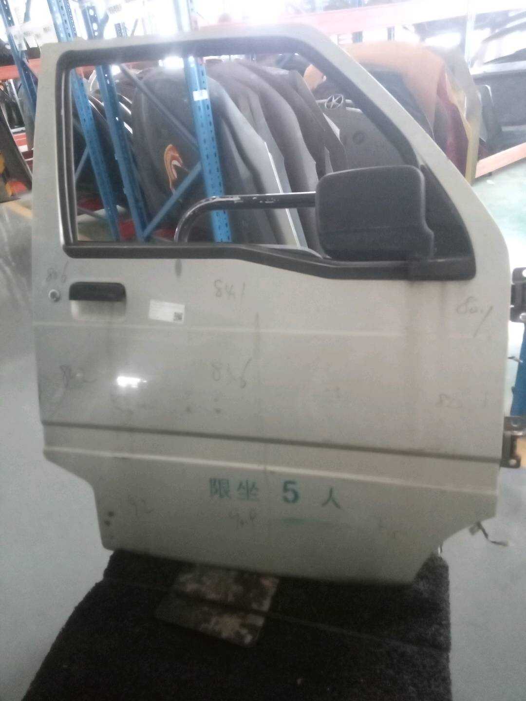 P520110002D1 前门壳(右)