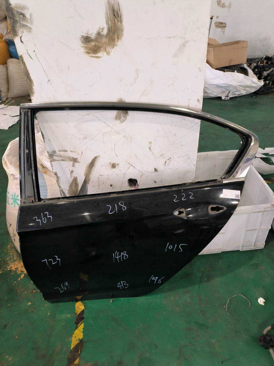 67550T2JH00ZZ Rear Door Shell, Left