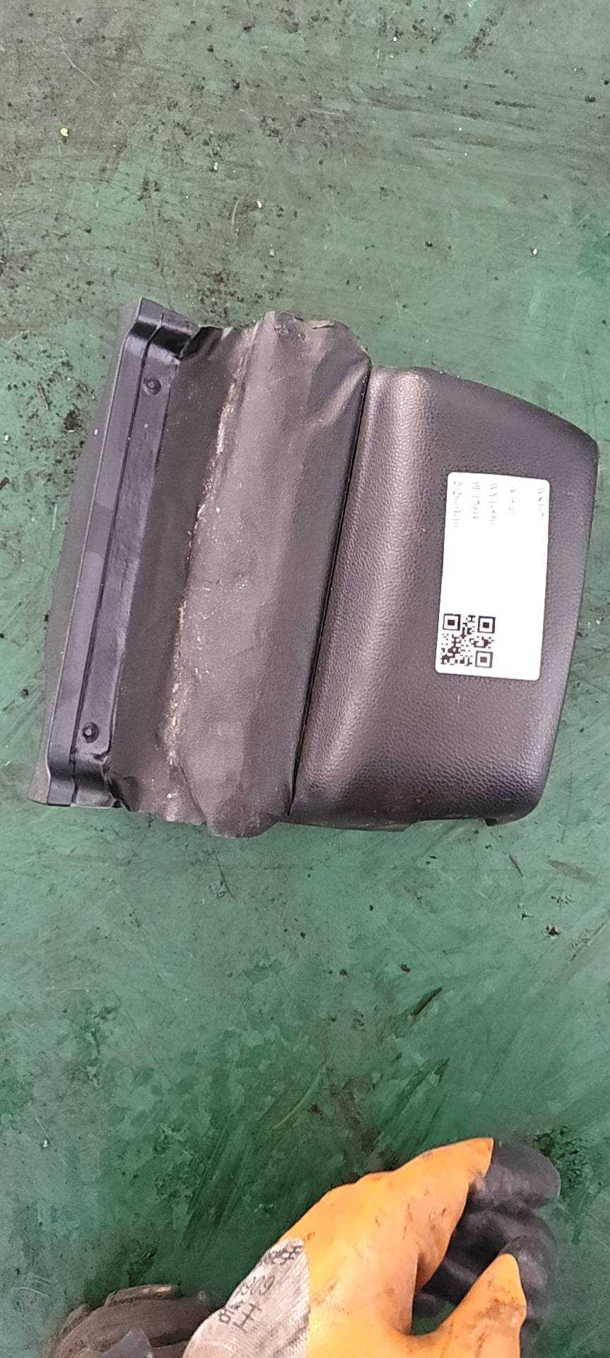 5310811FG02 组合开关护罩(上)