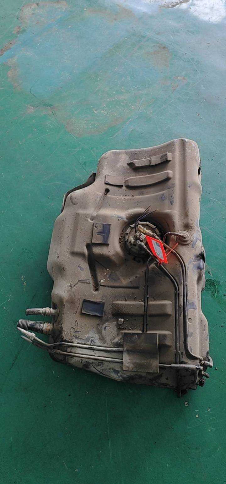 5494058 Fuel Tank