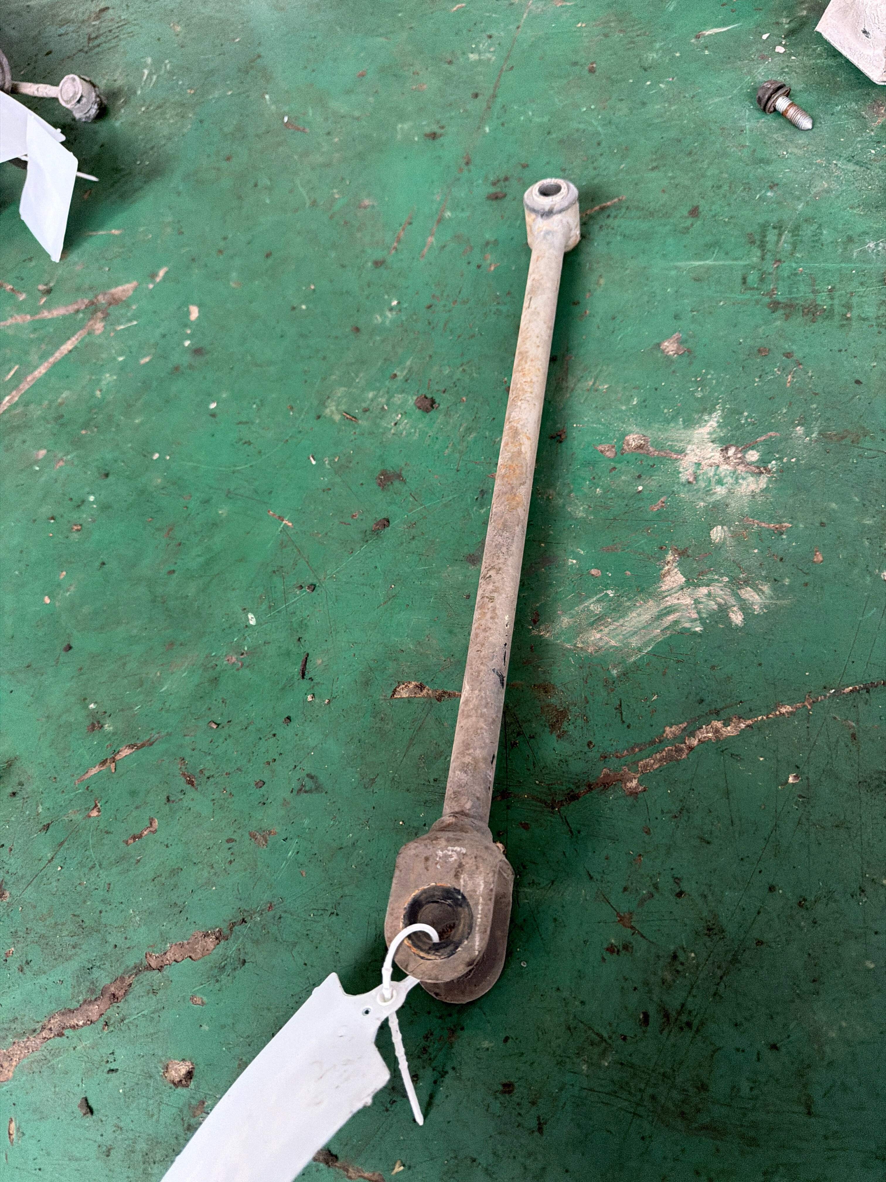 4871033070 Rear Lower Control Arm, Front Left