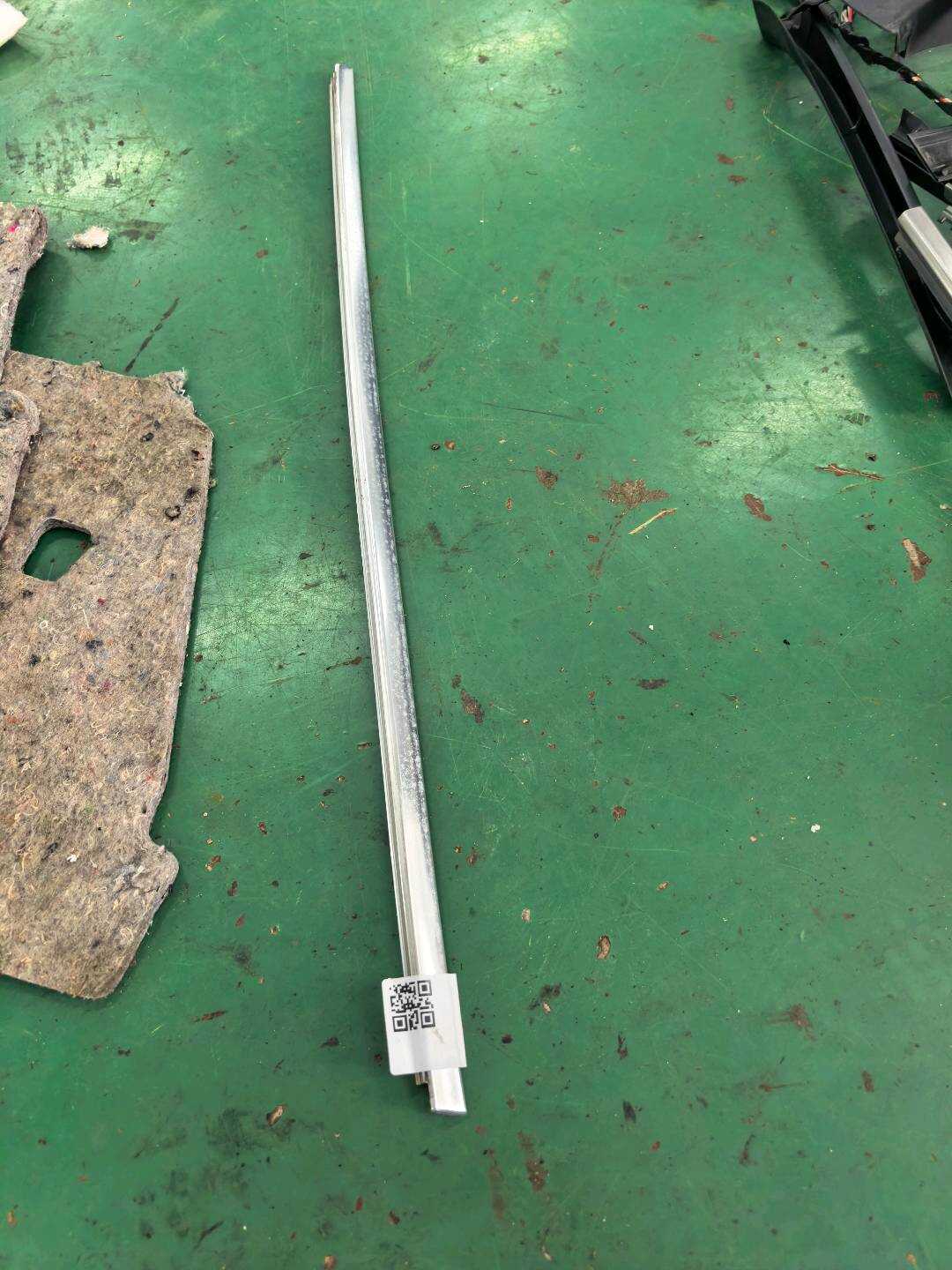 51357289677 Rear Door Window Outer Molding (Upper Left)
