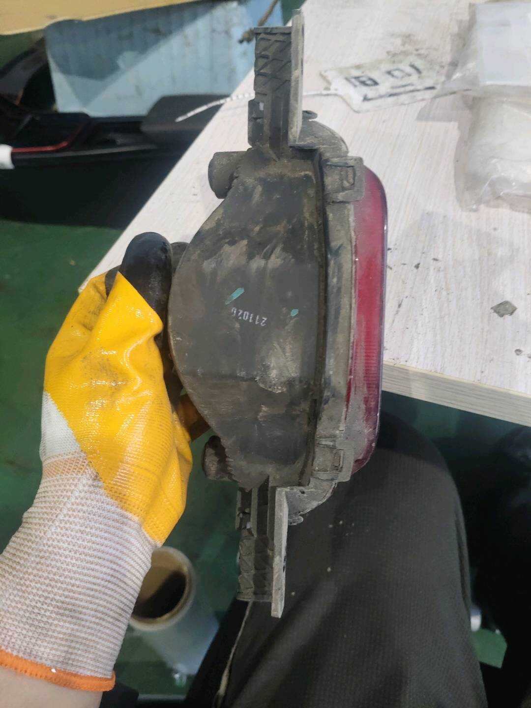 B012236 后雾灯