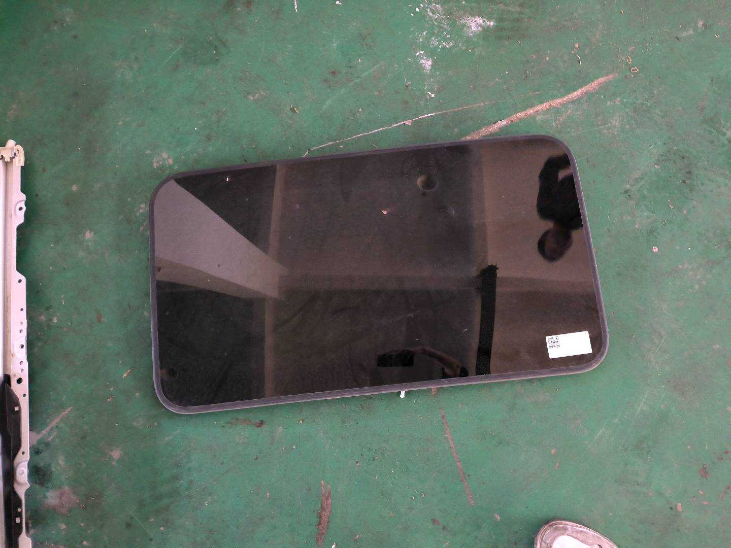 54107340935 天窗玻璃