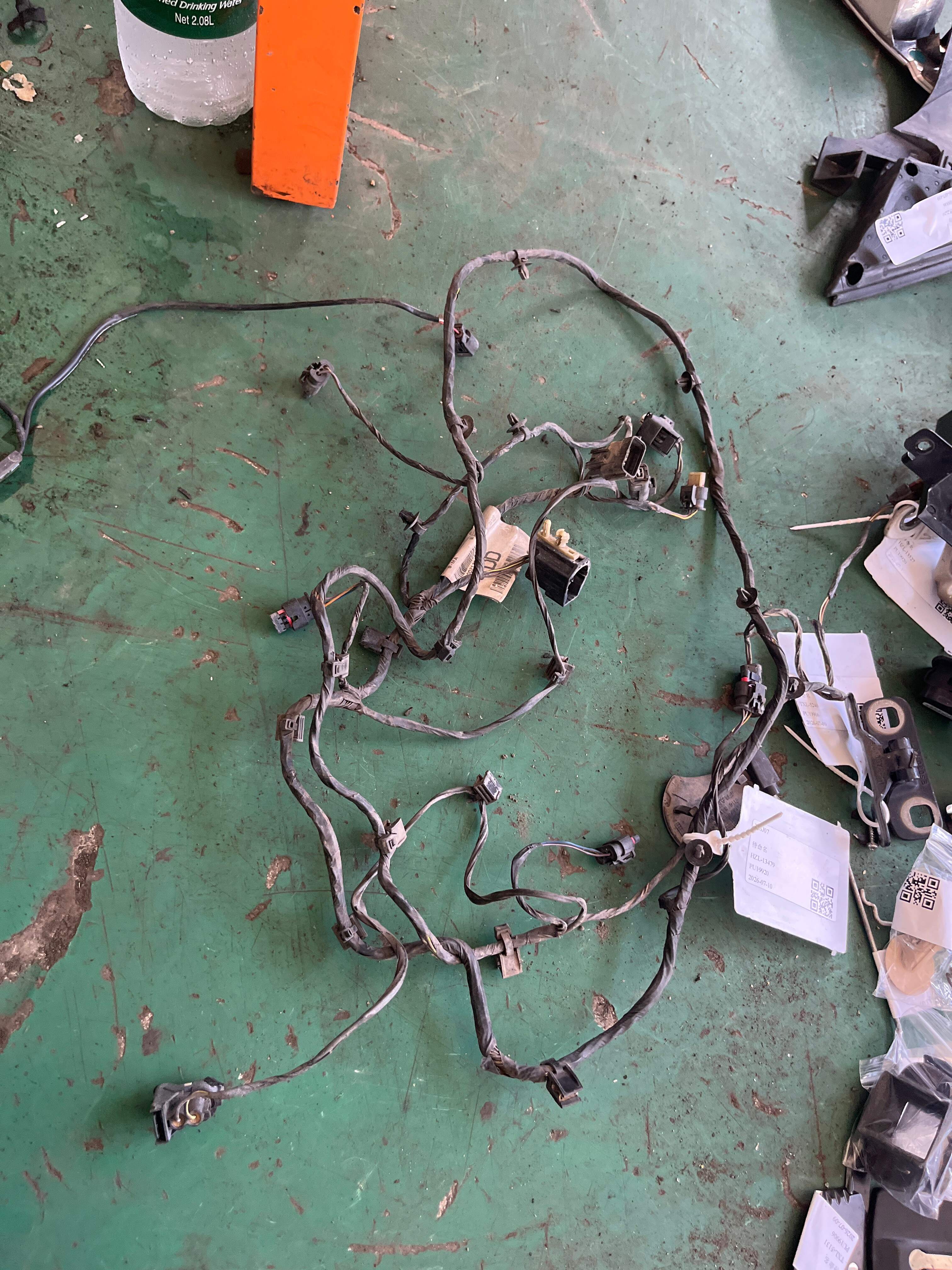 LR033949 Front Parking Sensor Wiring Harness