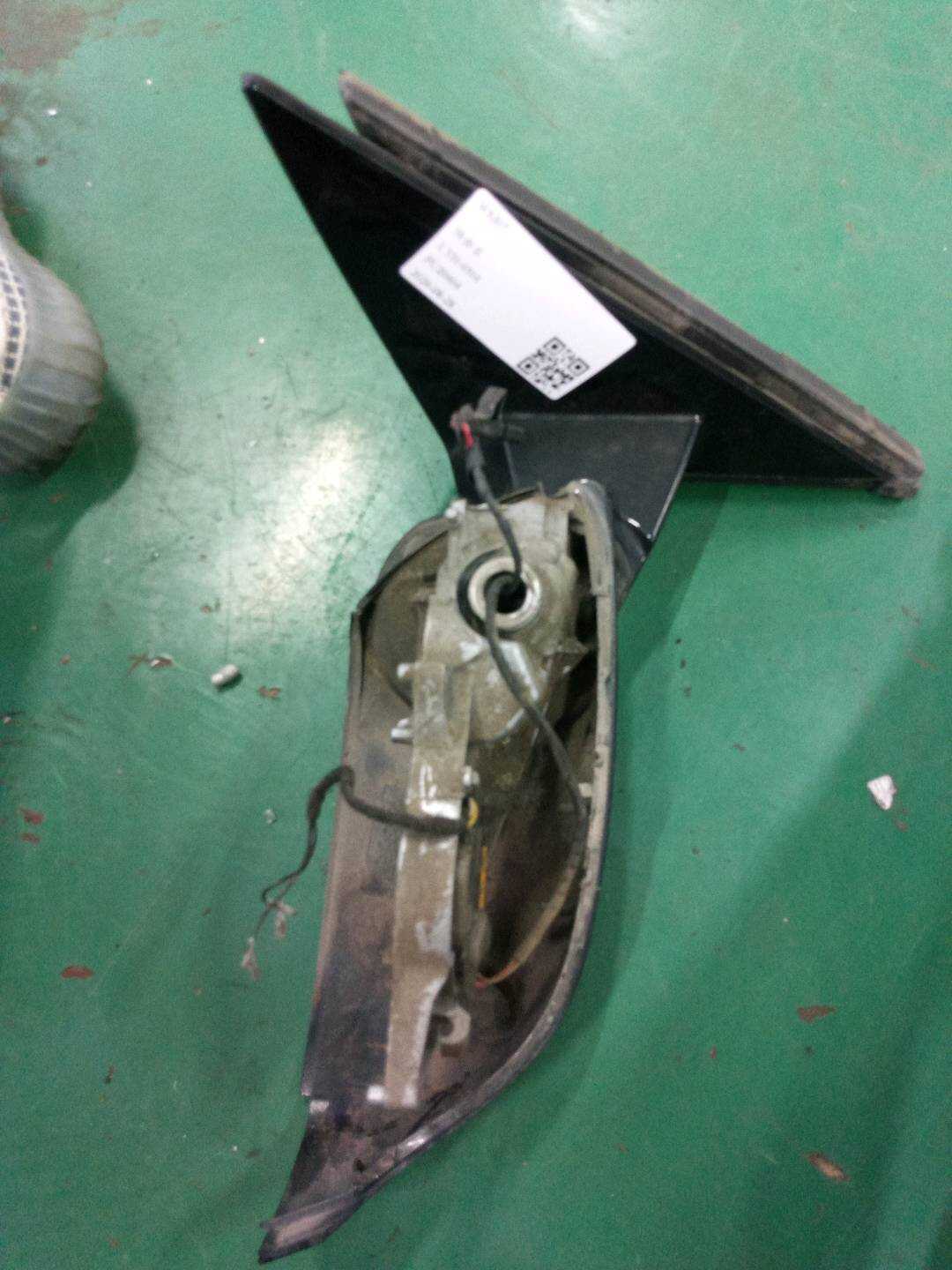 51167485204 Side Mirror Mounting Base, Right