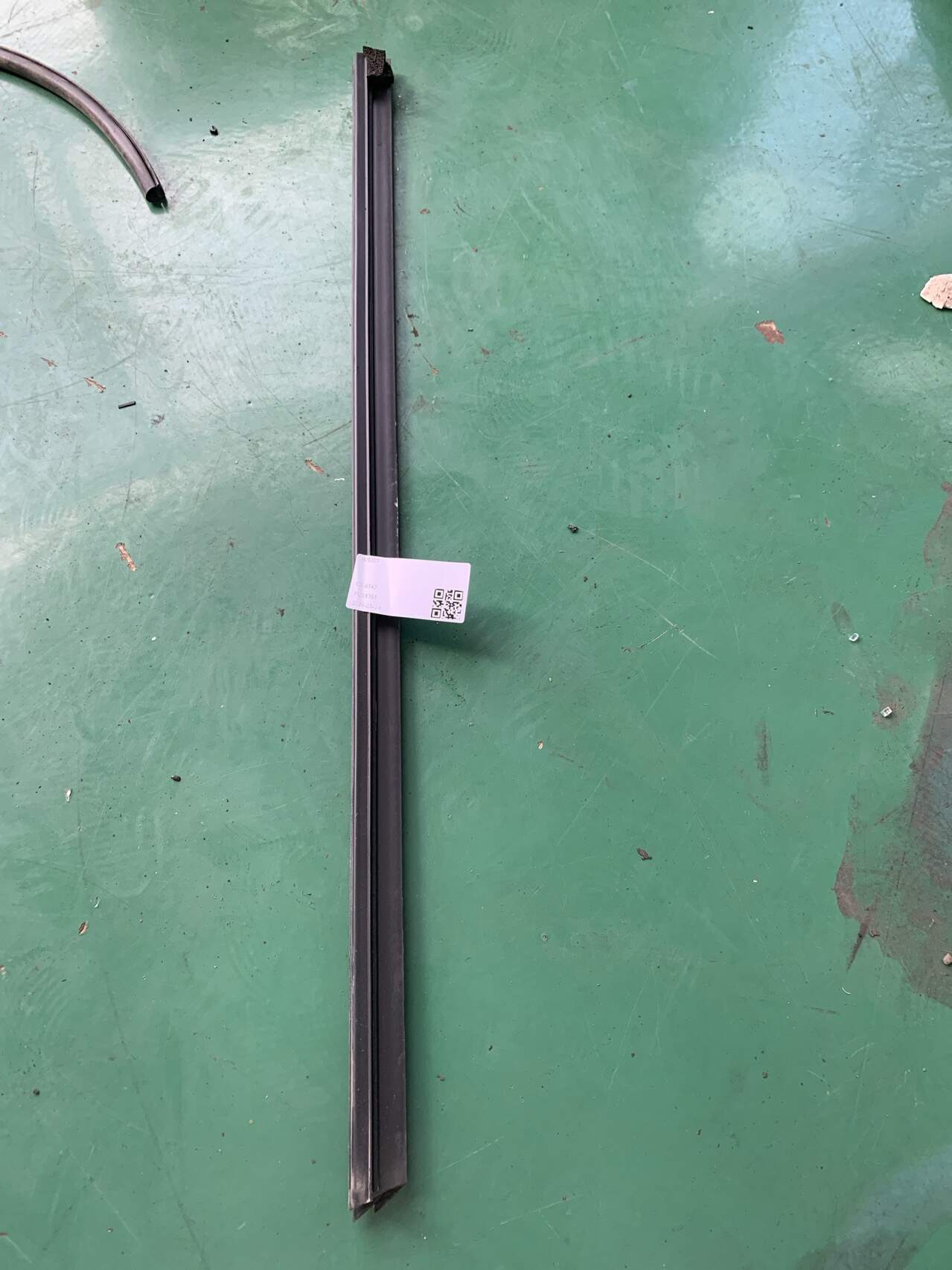 3T0837479 前门玻璃压条（左内）