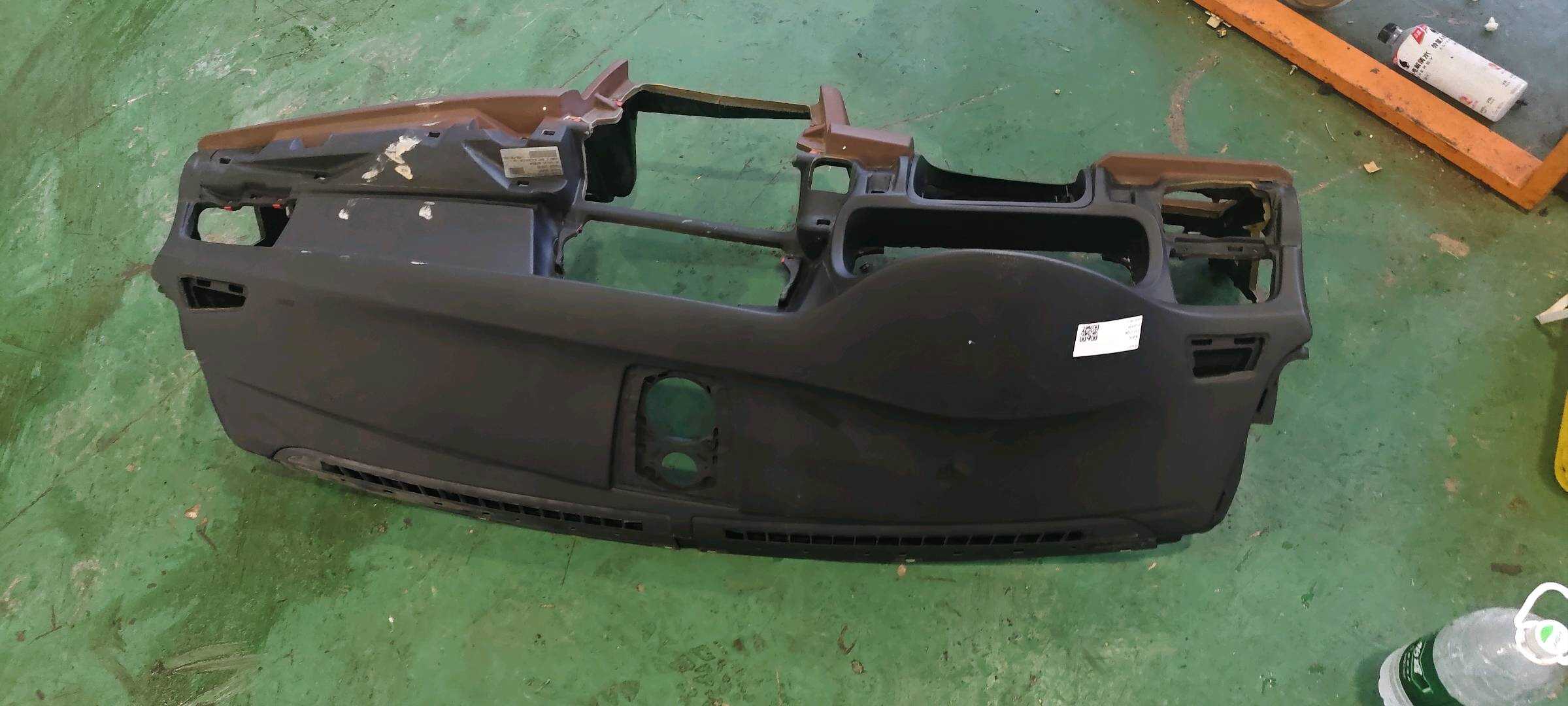 51459199051 仪表台壳