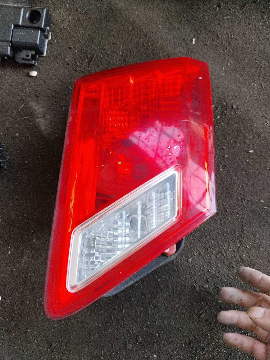8159133161 Inner Tail Light Half Assembly, Left