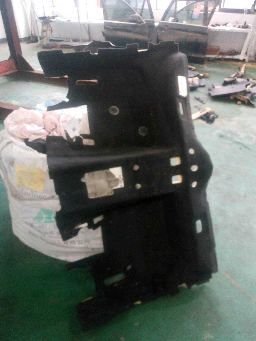 51477296254 地板地毯（后）