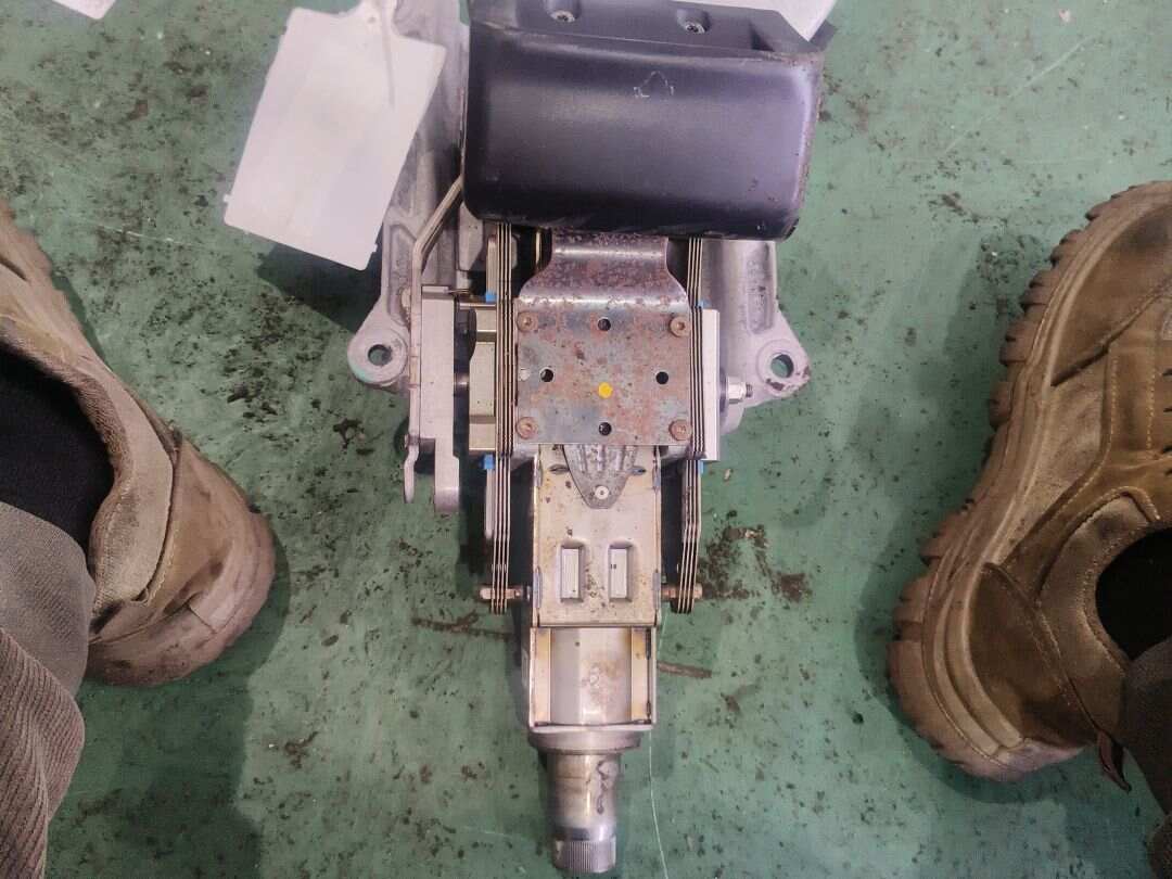 L4FD419501 转向管柱
