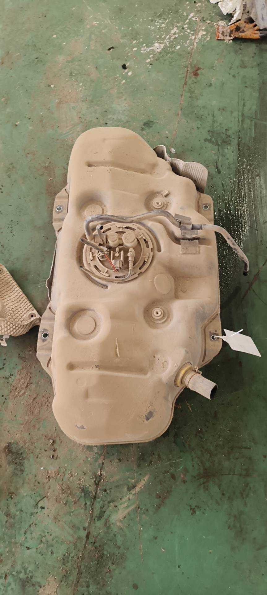 31150F9600 Fuel Tank