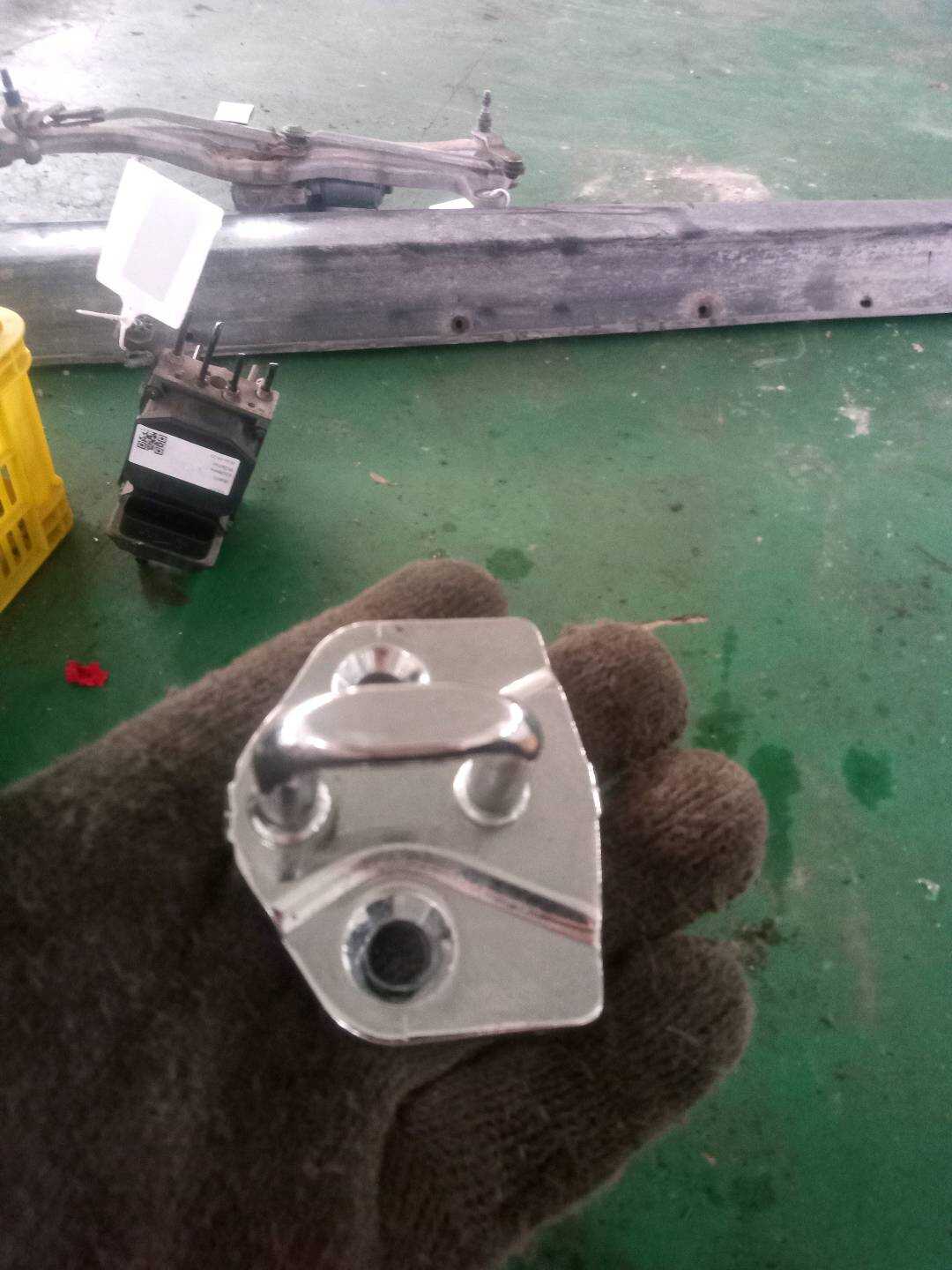 51217148706 前门锁栓