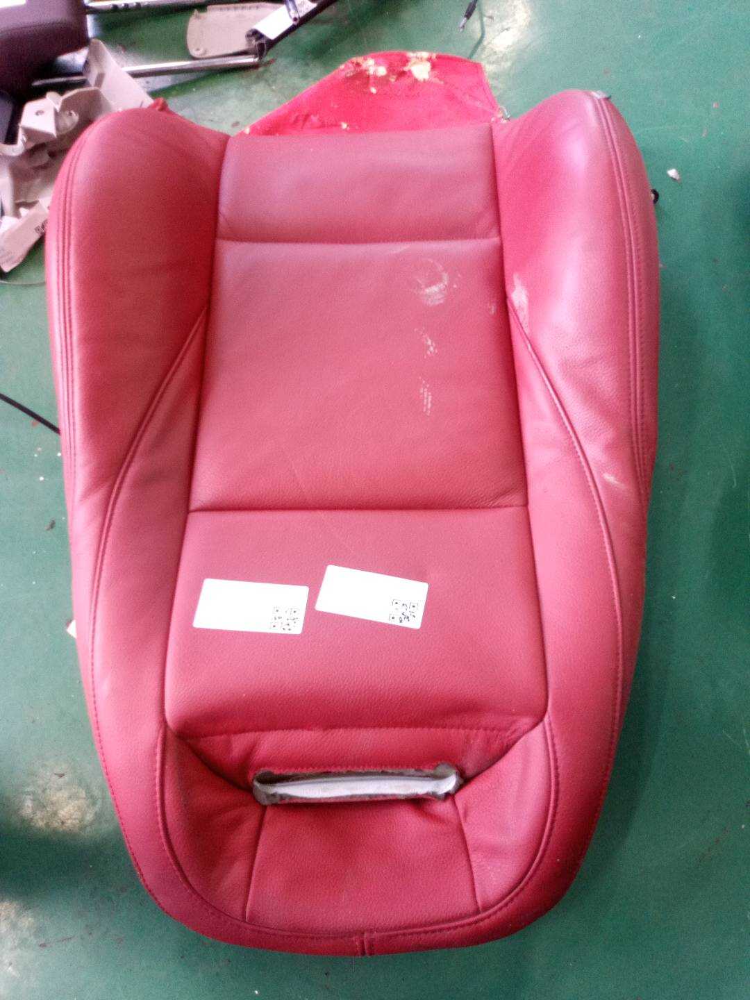 52107213970 副驾驶员座椅靠背面罩
