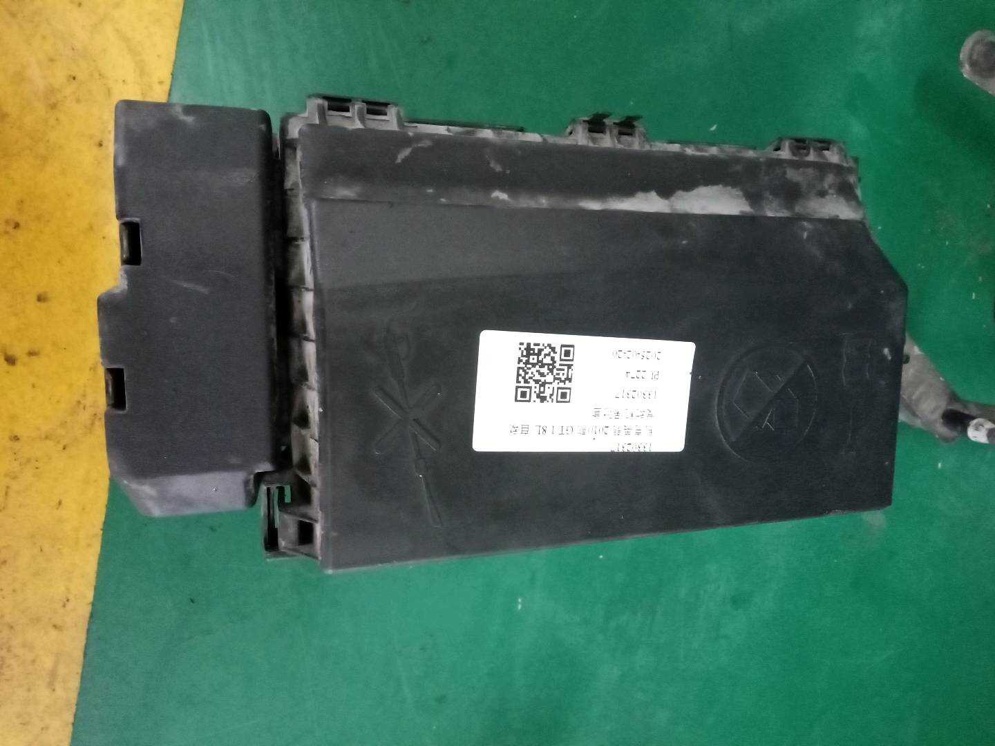 13302317 发动机保险盒