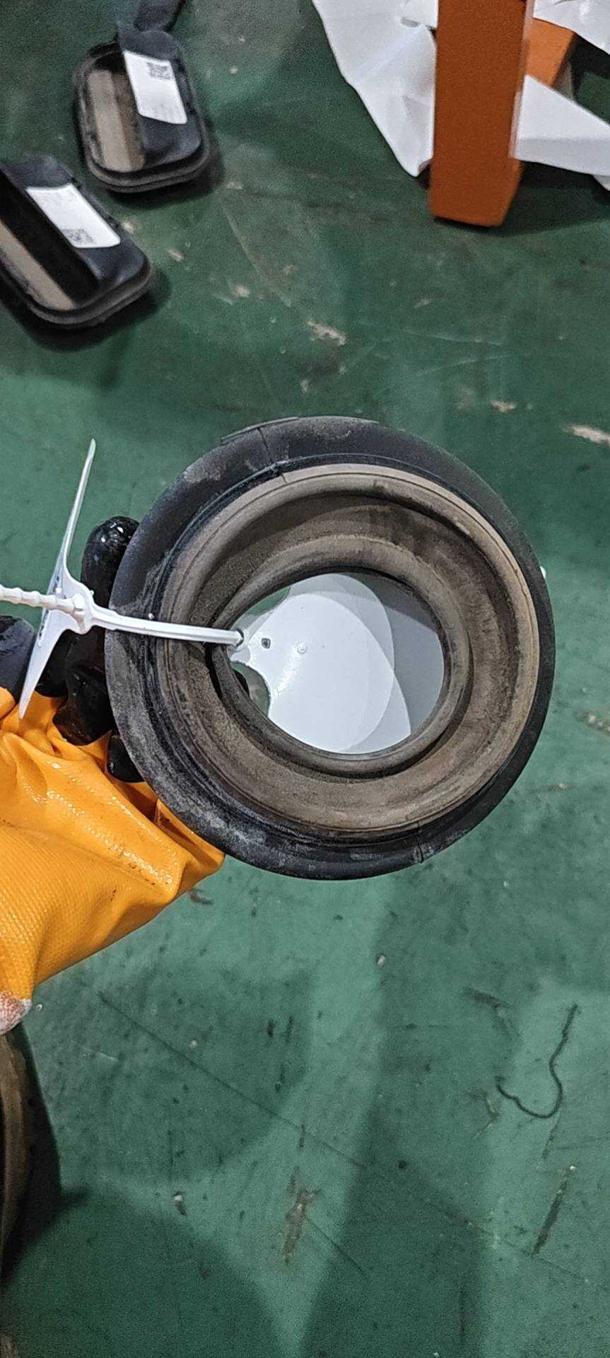 A2029972681 套管