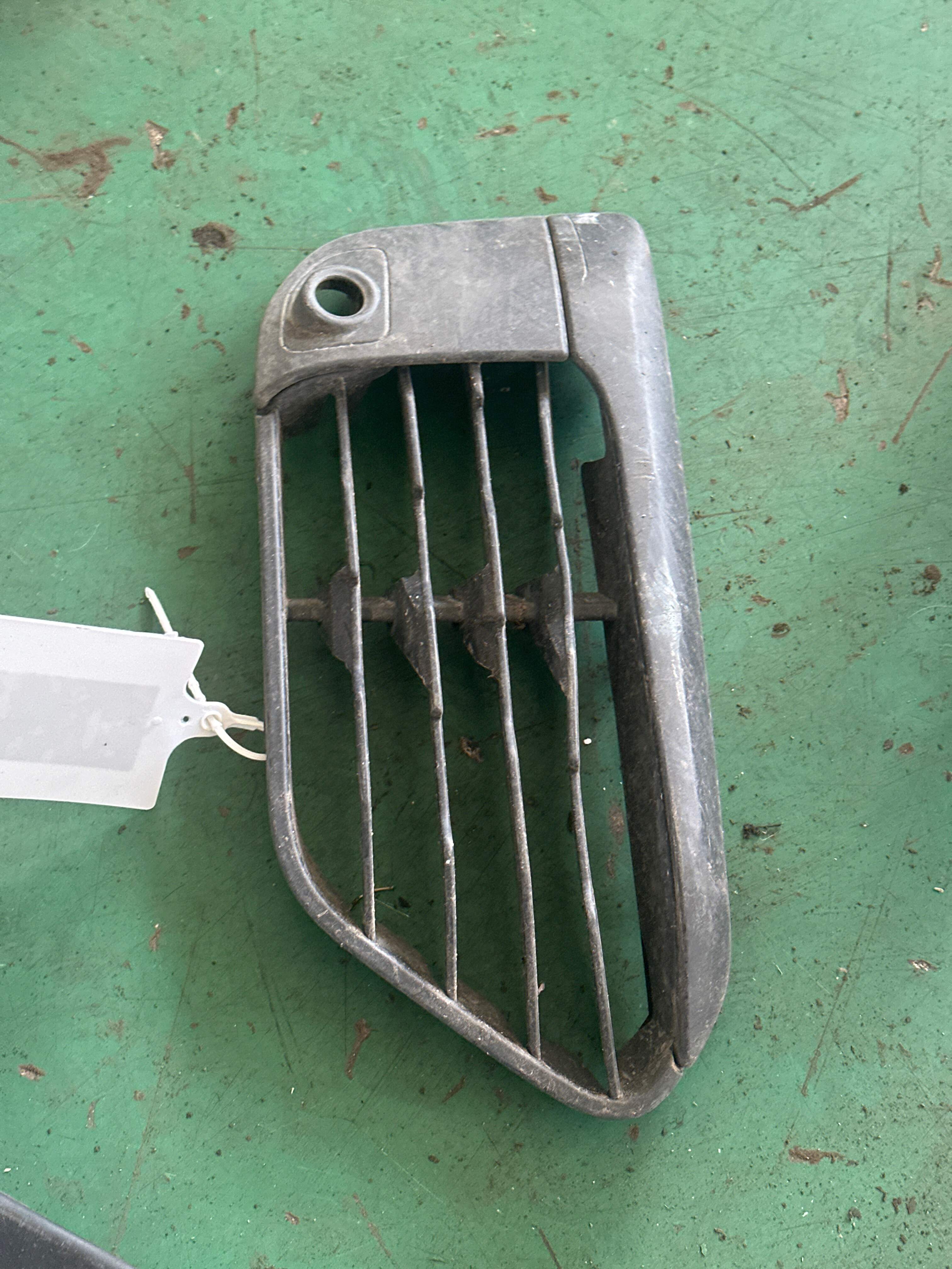 51117453980 Front Bumper Grille, Right