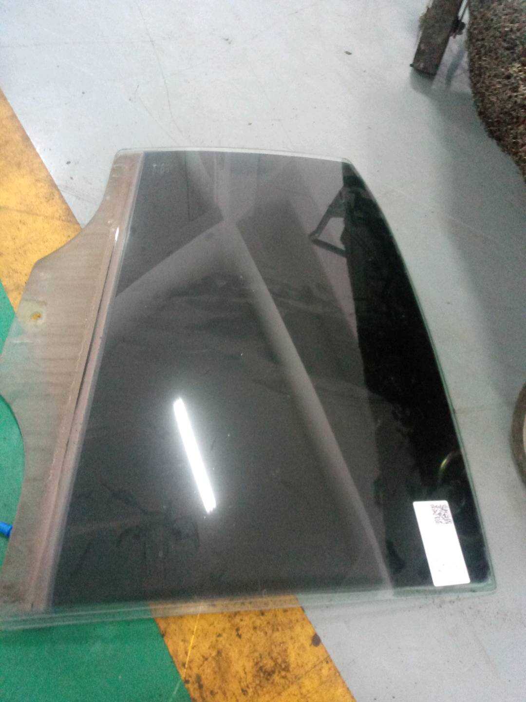 834213K000 Rear Door Glass, Right