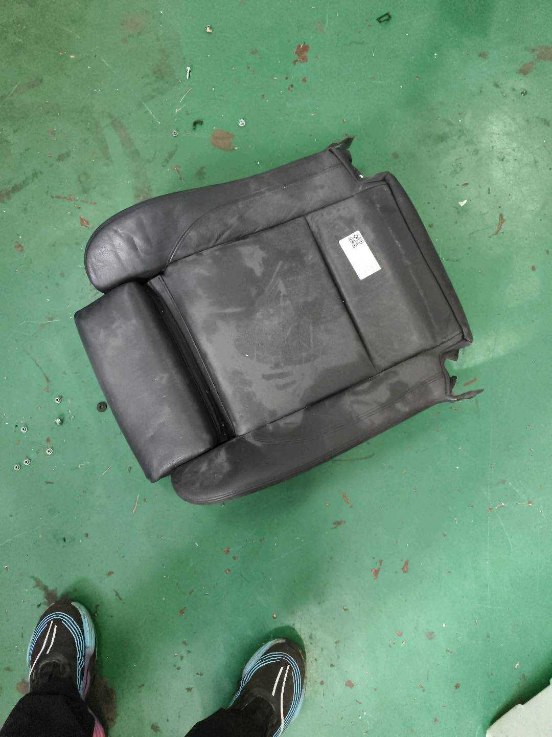 52107161878 副驾驶员座椅底座软垫