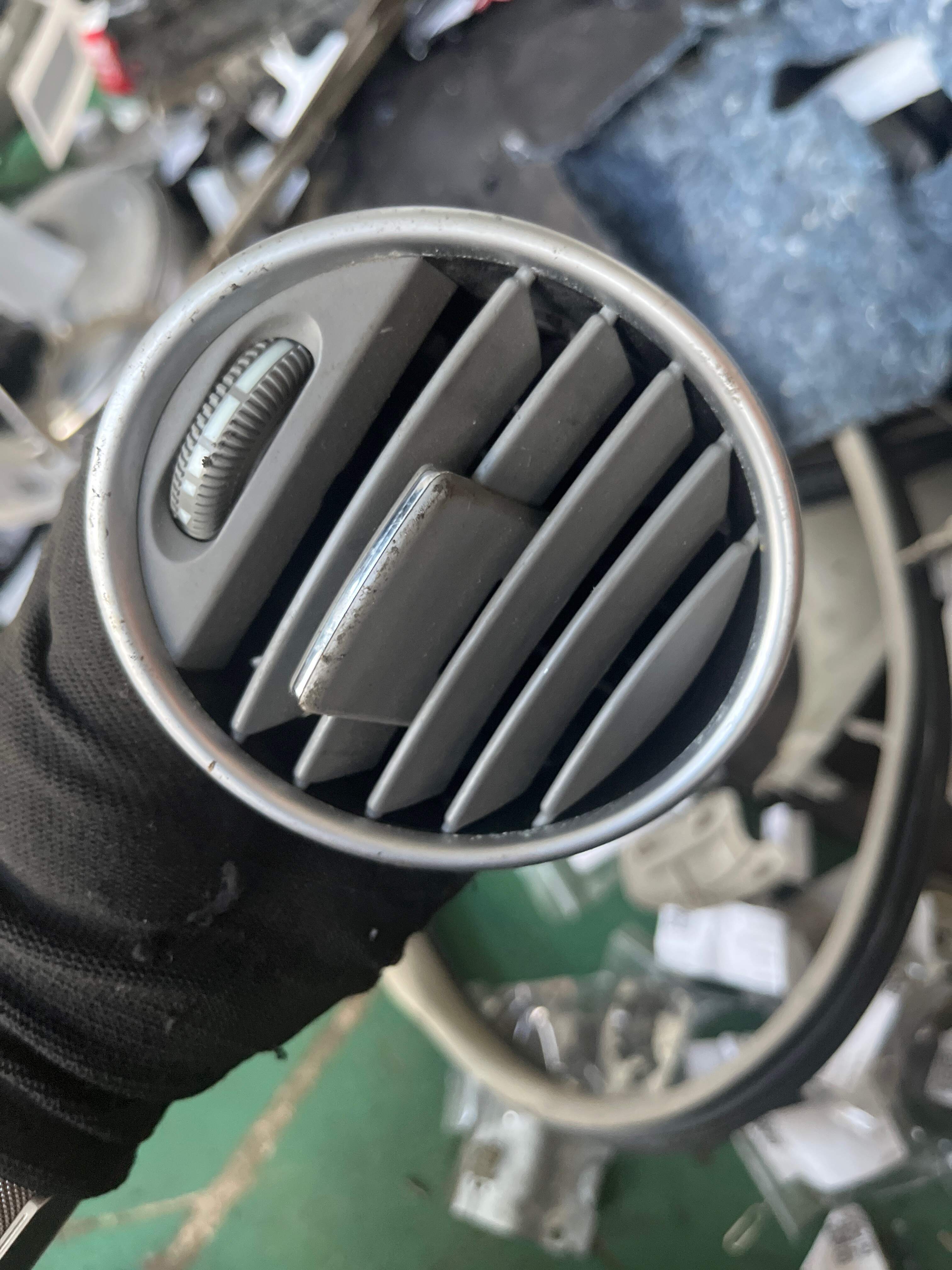 A16483019547379 Dashboard Vent, Left