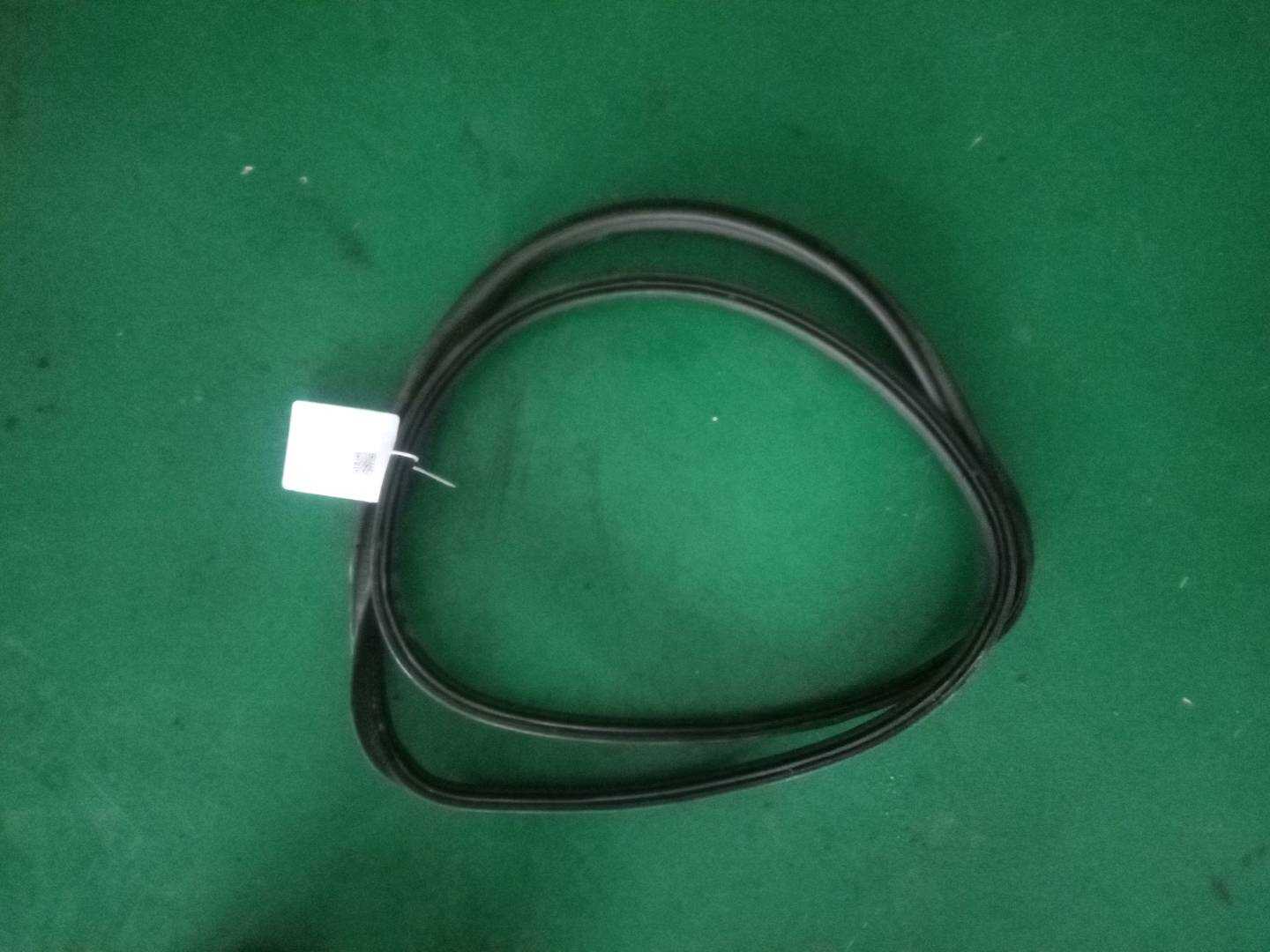 4KG827705A 尾盖密封条