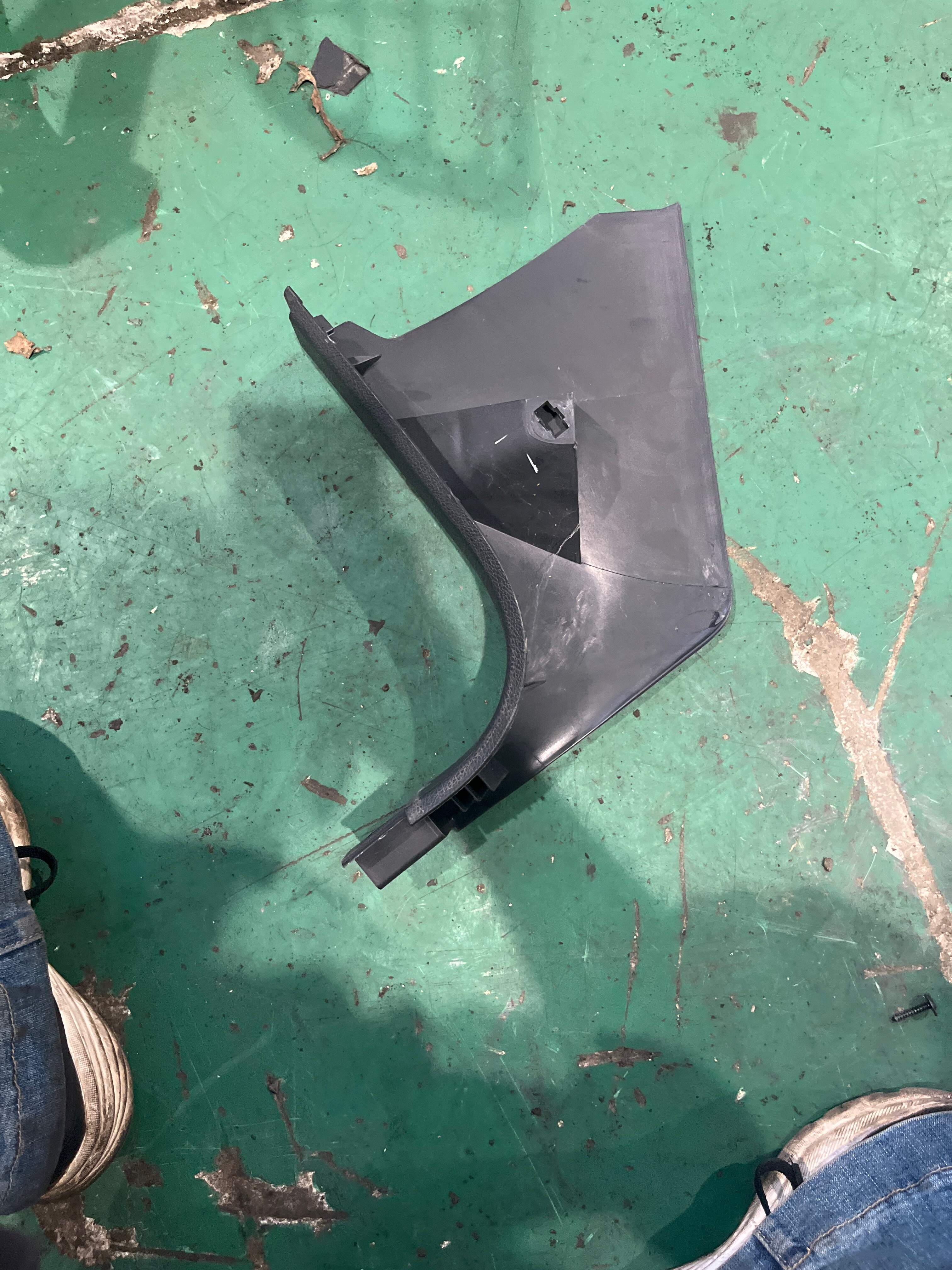 1K1863484B A-Pillar Inner Trim (Lower Right)