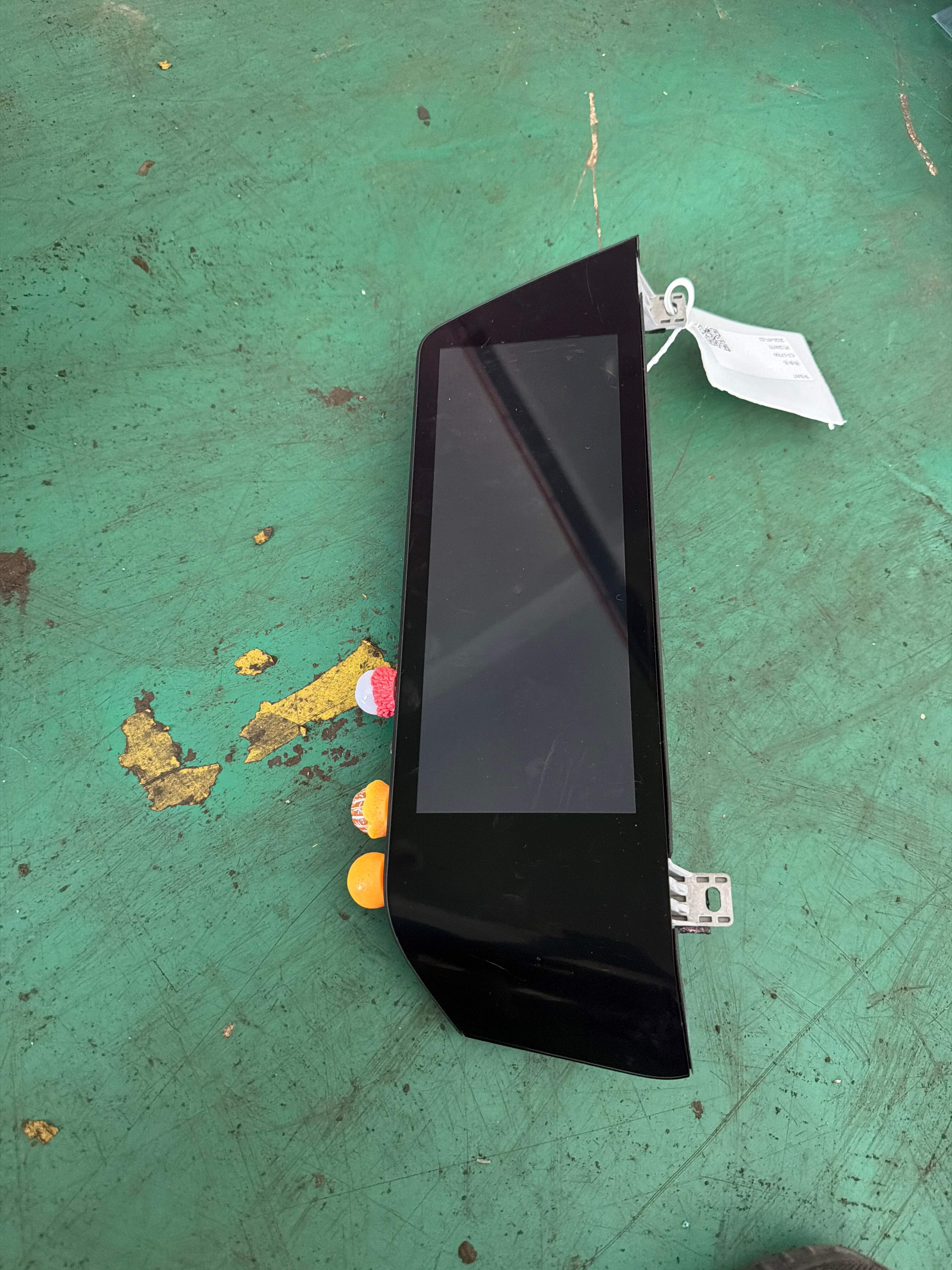 65509826555 仪表台中央显示器