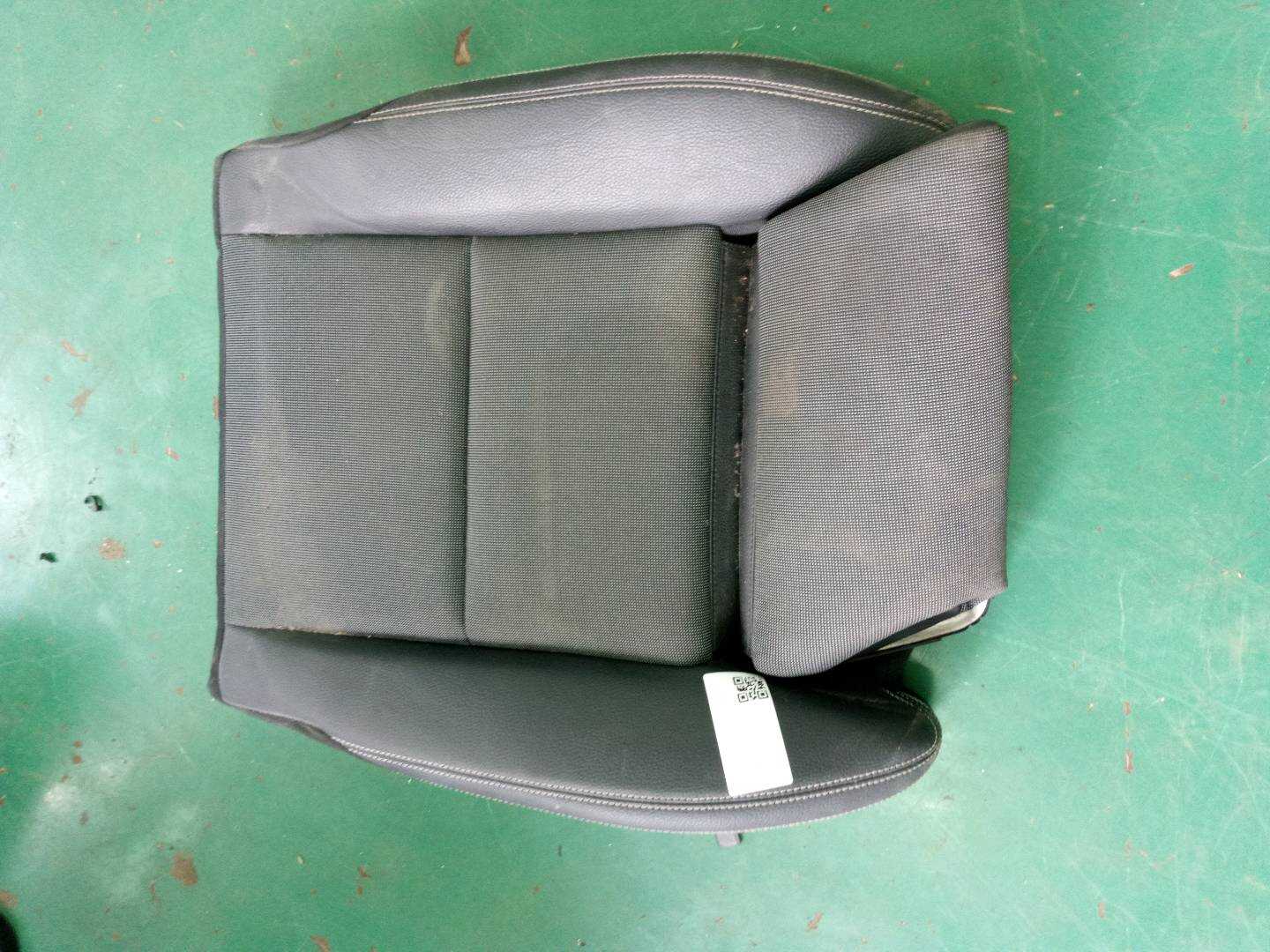 A1769100006 副驾驶员座椅底座软垫