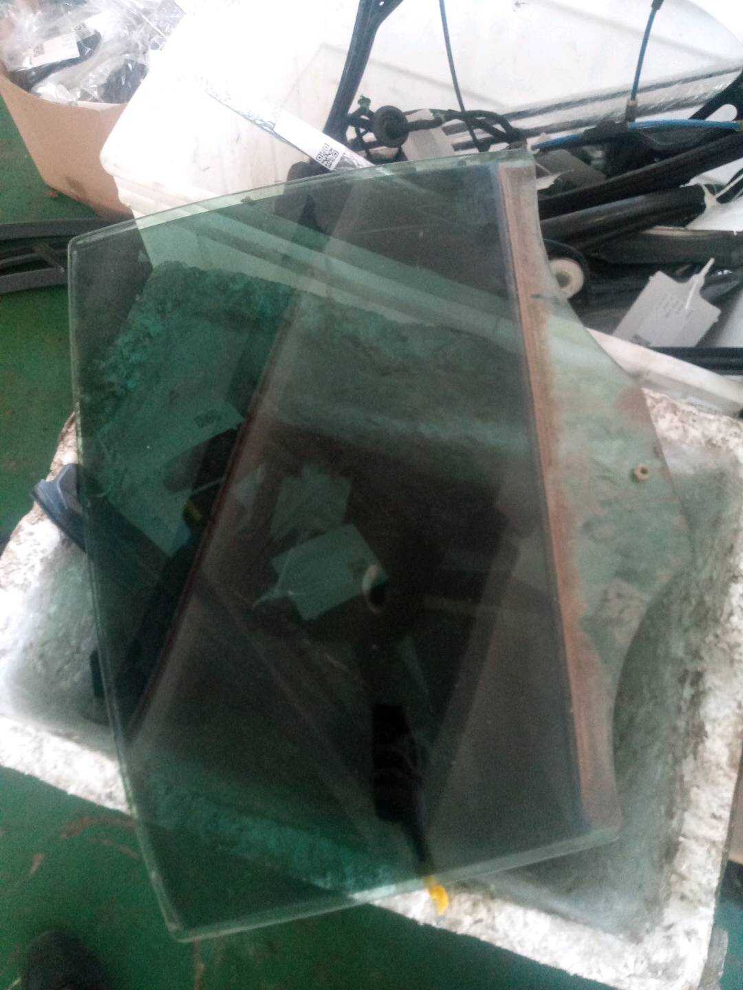 22964589 Rear Door Glass, Right