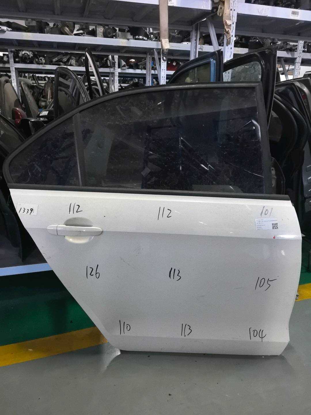 L31G833056A 后门壳(右)