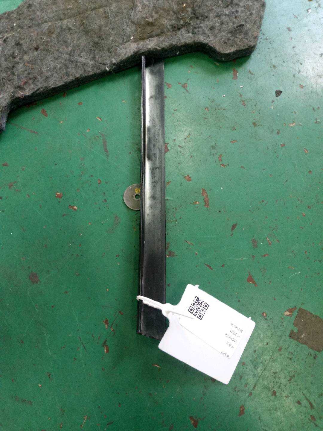 51357250382 后门窗框外饰板(右后)