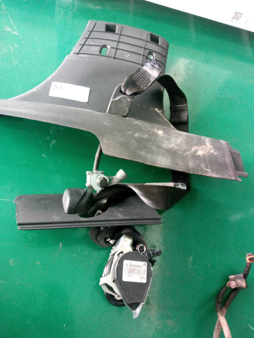 735568919 Passenger Seat Belt
