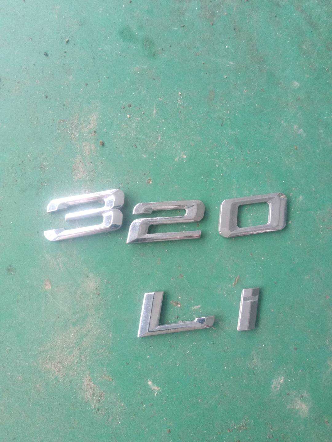 51147294358 尾盖字标（型号）