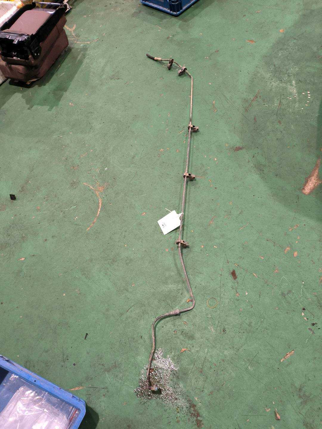 16129800716 进油管路
