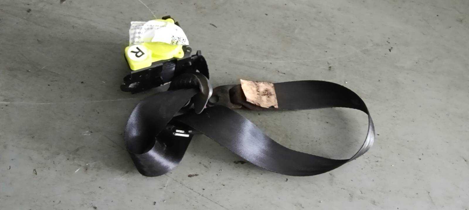 10101882 Rear Seat Side Seat Belt, Right