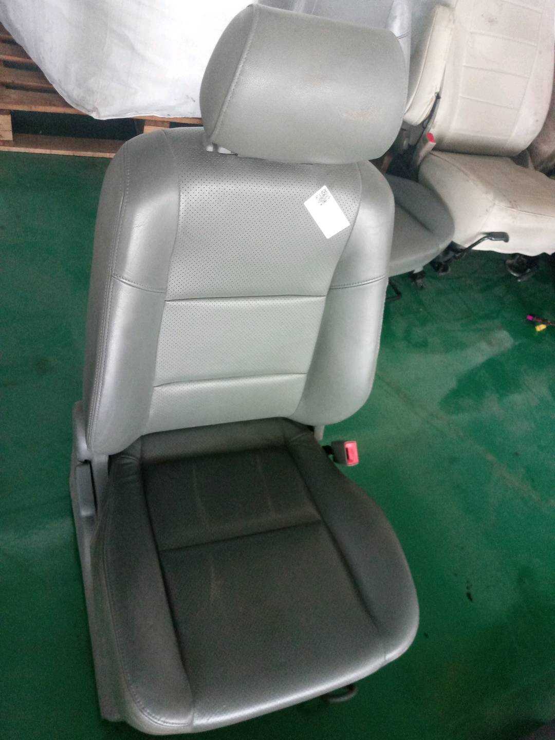 9039257 副驾驶员座椅总成